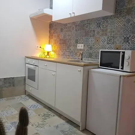 Busto Reform * Sevilha